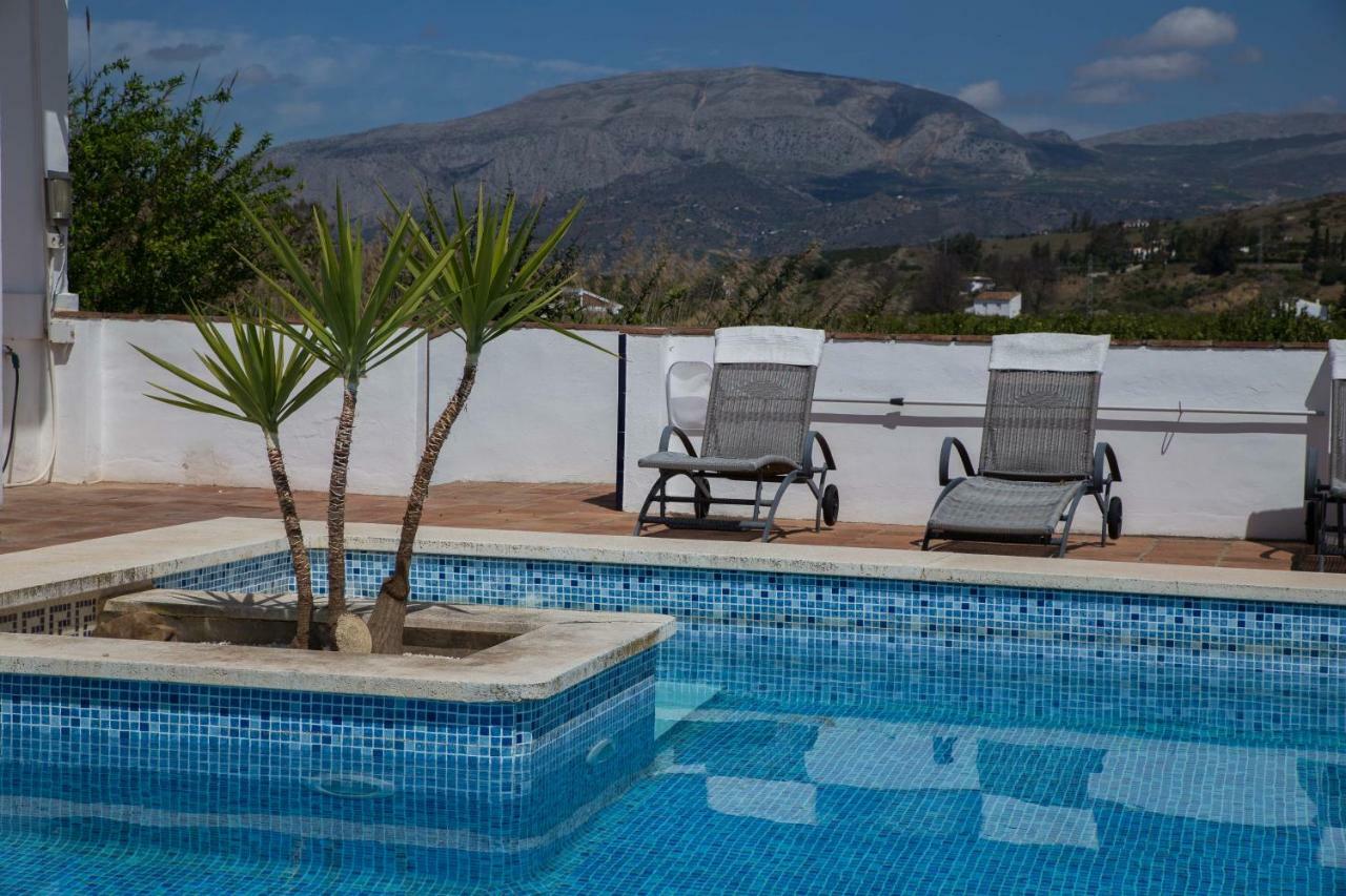 Bed and Breakfast Fuego Blanco Эль-Чорро Экстерьер фото